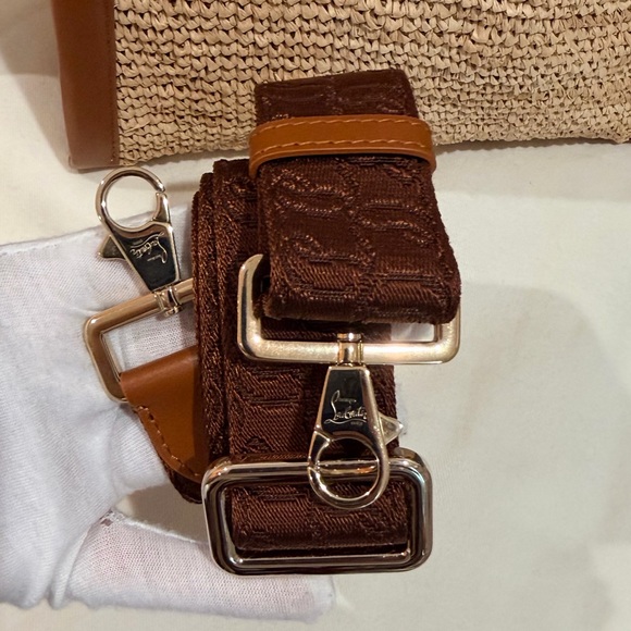 Bundle Of 2✨Christian Louboutin By My Side Raffia Tote Bag & Matching Bag Charm - Picture 15 of 16